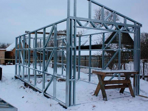 строительство из ЛСТК зимой